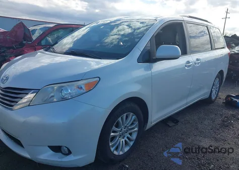 2016 Toyota Sienna Xle 8 Passenger from USA, damaged, VIN 5TDYK3DC7GS700964